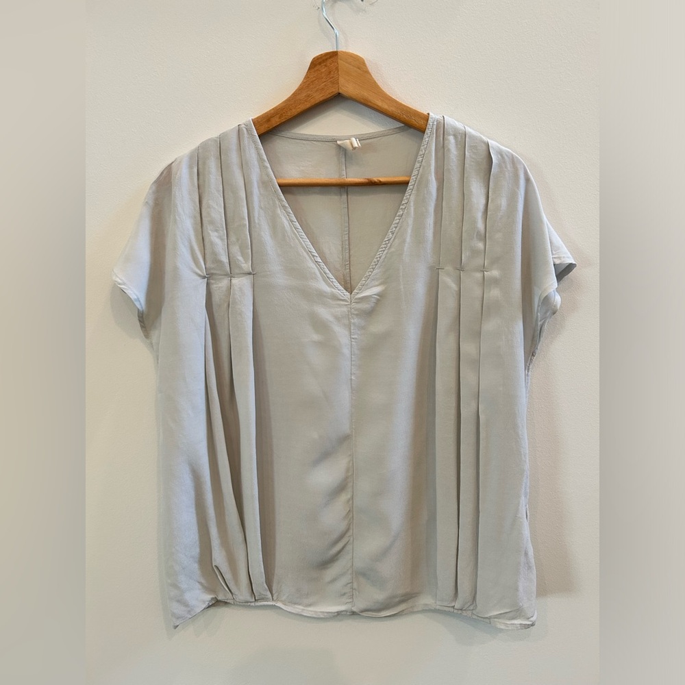 Yargici Luxury Turkish Brand Light Grey Blouse with Pleat Details Size S